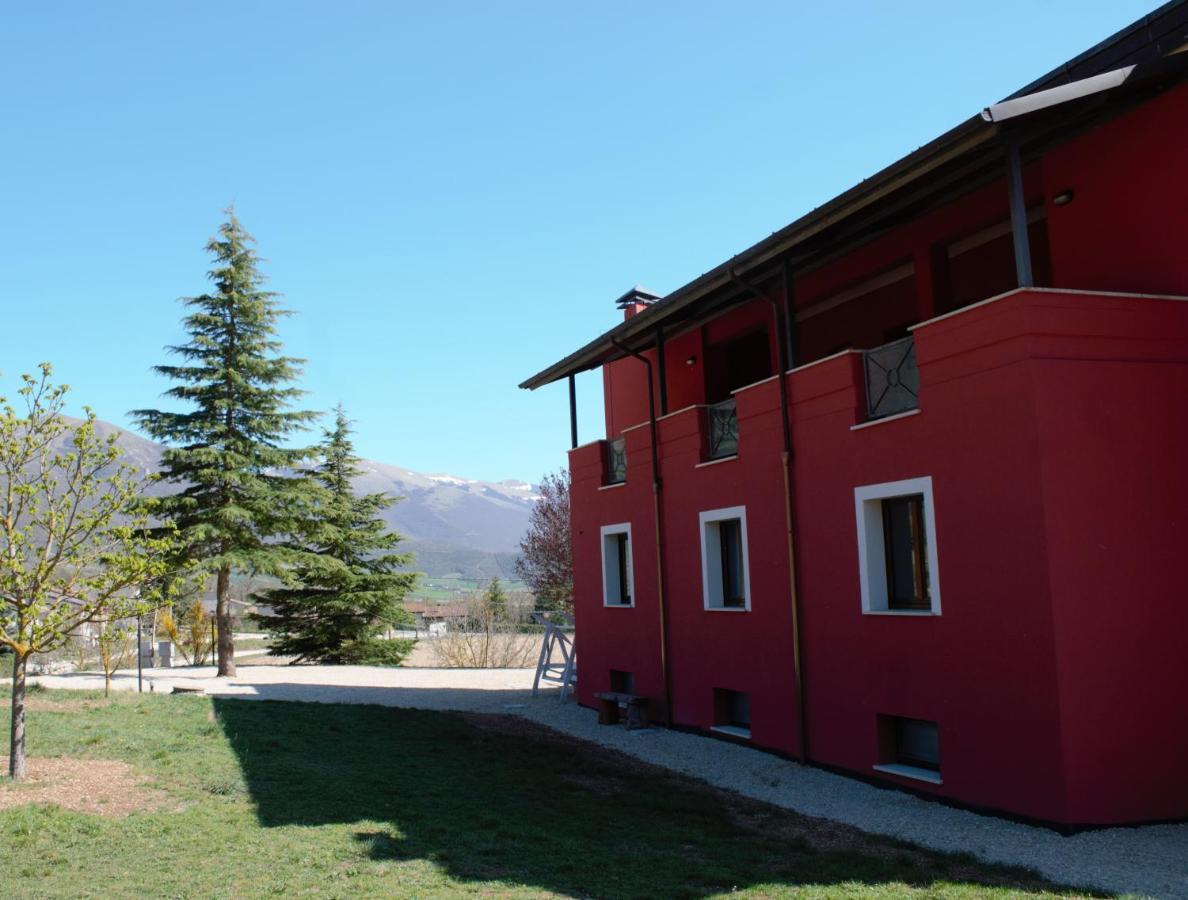 B&B La Casa Di Sirio Norcia Exterior foto